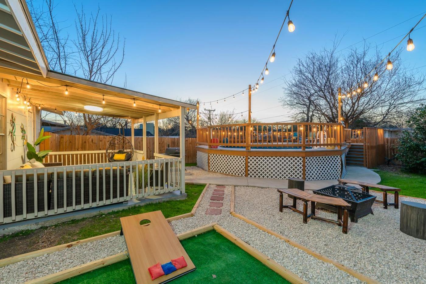 Game Room, Pool & Fire Pit At The Medical Center San Antonio Eksteriør bilde