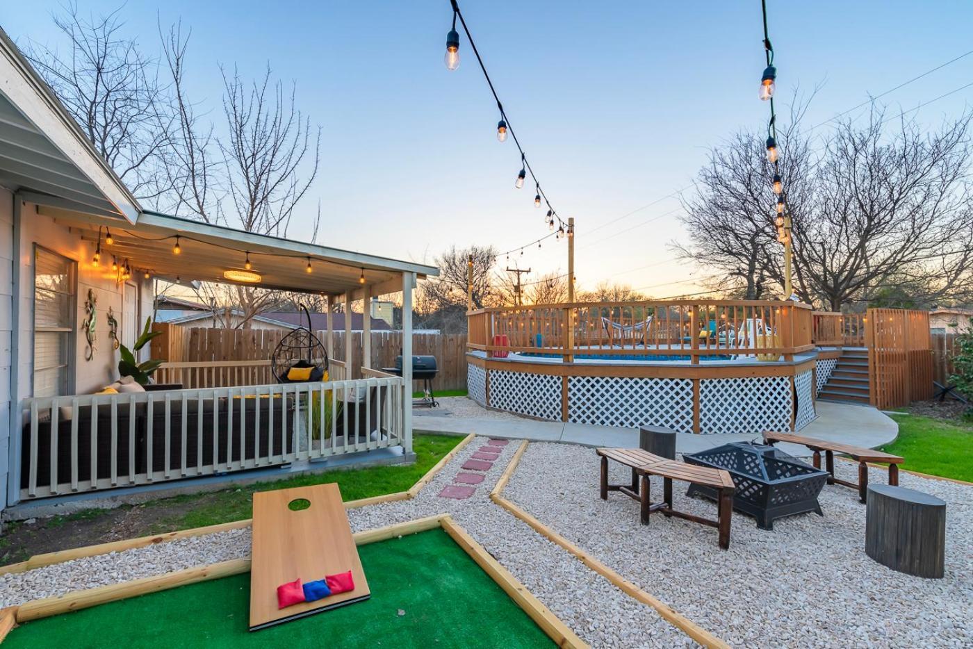 Game Room, Pool & Fire Pit At The Medical Center San Antonio Eksteriør bilde